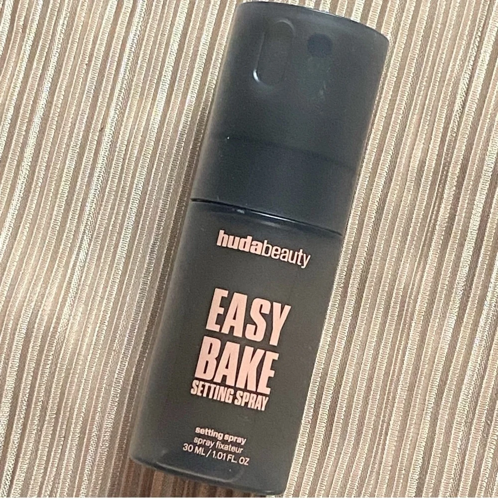 huda beauty Easy Bake Setting Spray - 1oz